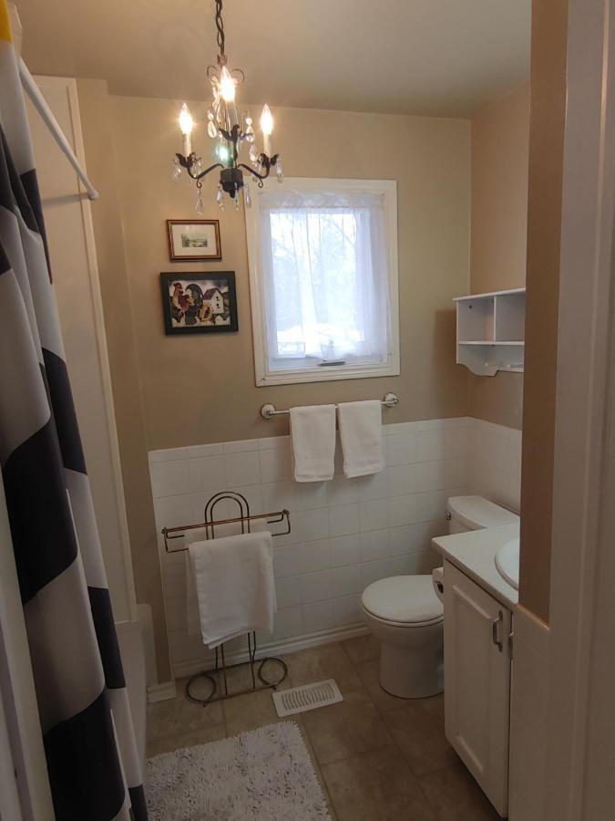 Bobcaygeonb&B Kawartha Lakes Buitenkant foto