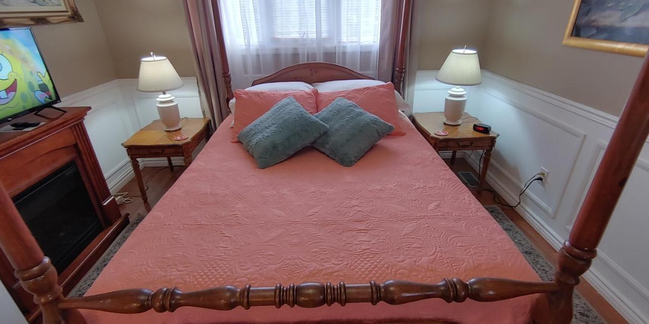 Bobcaygeonb&B Kawartha Lakes Buitenkant foto