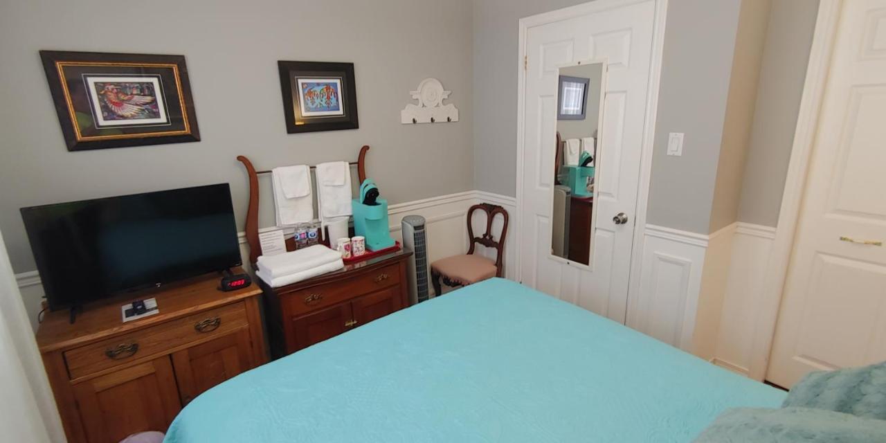 Bobcaygeonb&B Kawartha Lakes Buitenkant foto