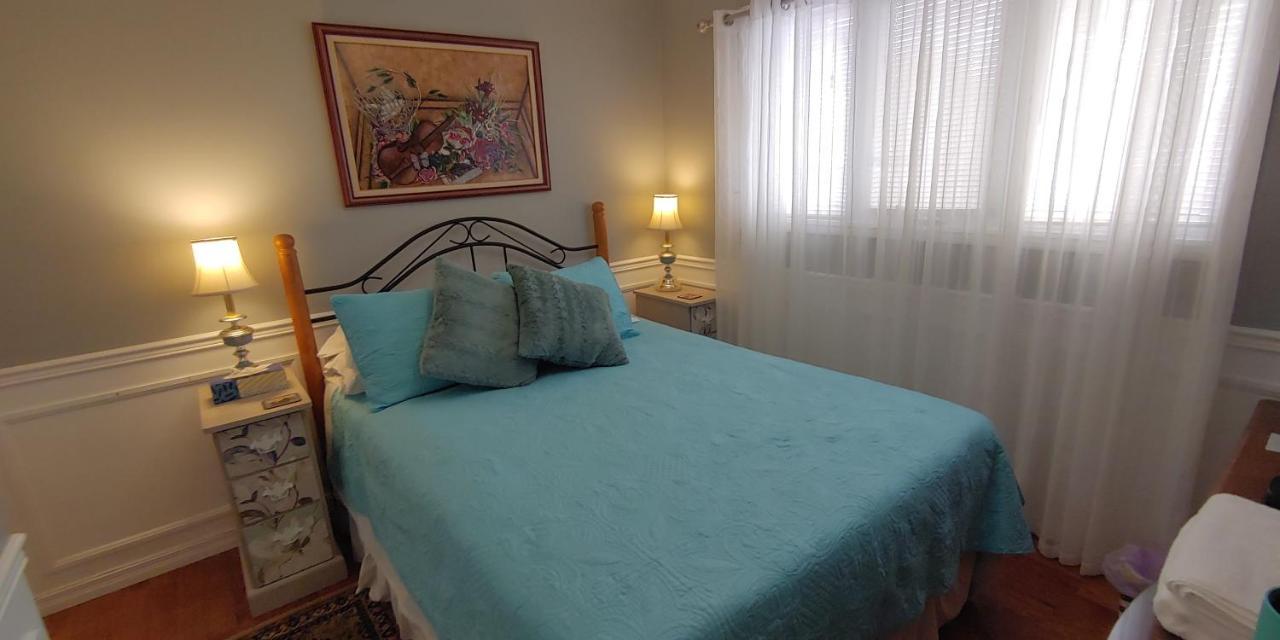 Bobcaygeonb&B Kawartha Lakes Buitenkant foto